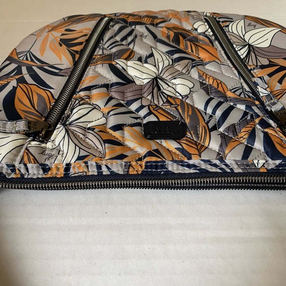 Lug Swivel Crossbody Bag Lilly Gray - Picture 8 of 13